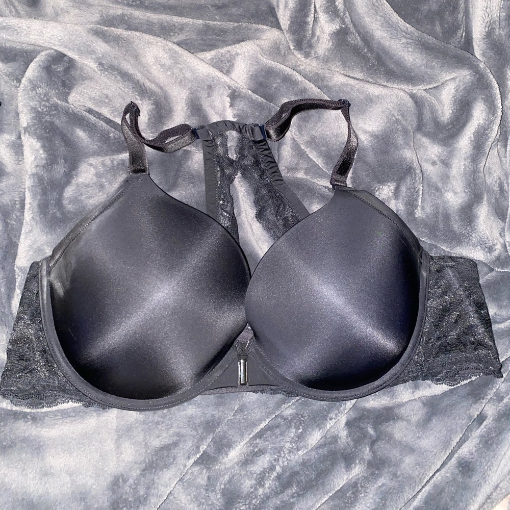 FRONT CLOSURE RACERBACK PUSH-UP PLUNGE BRA